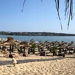 Lejlighed 2br, тристаен In Complex Life