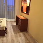 2br, тристаен In Complex Life סוזופול