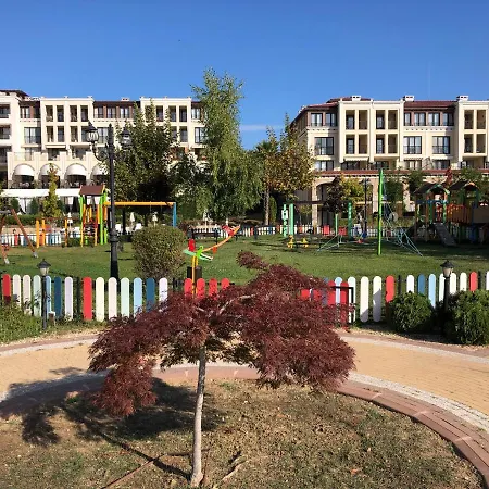 2br, тристаен In Complex Life Sozopol