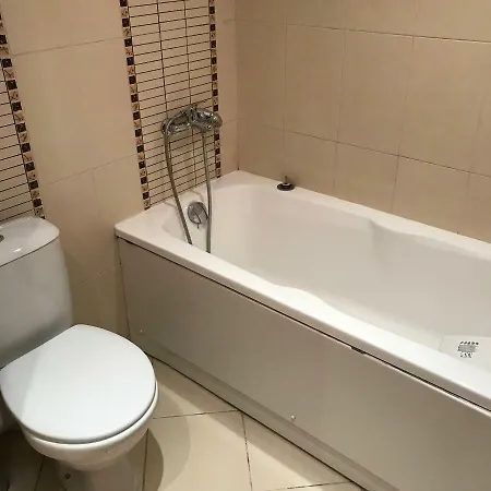 Апартаменты 2br, тристаен In Complex Life