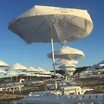 2br, тристаен In Complex Life *